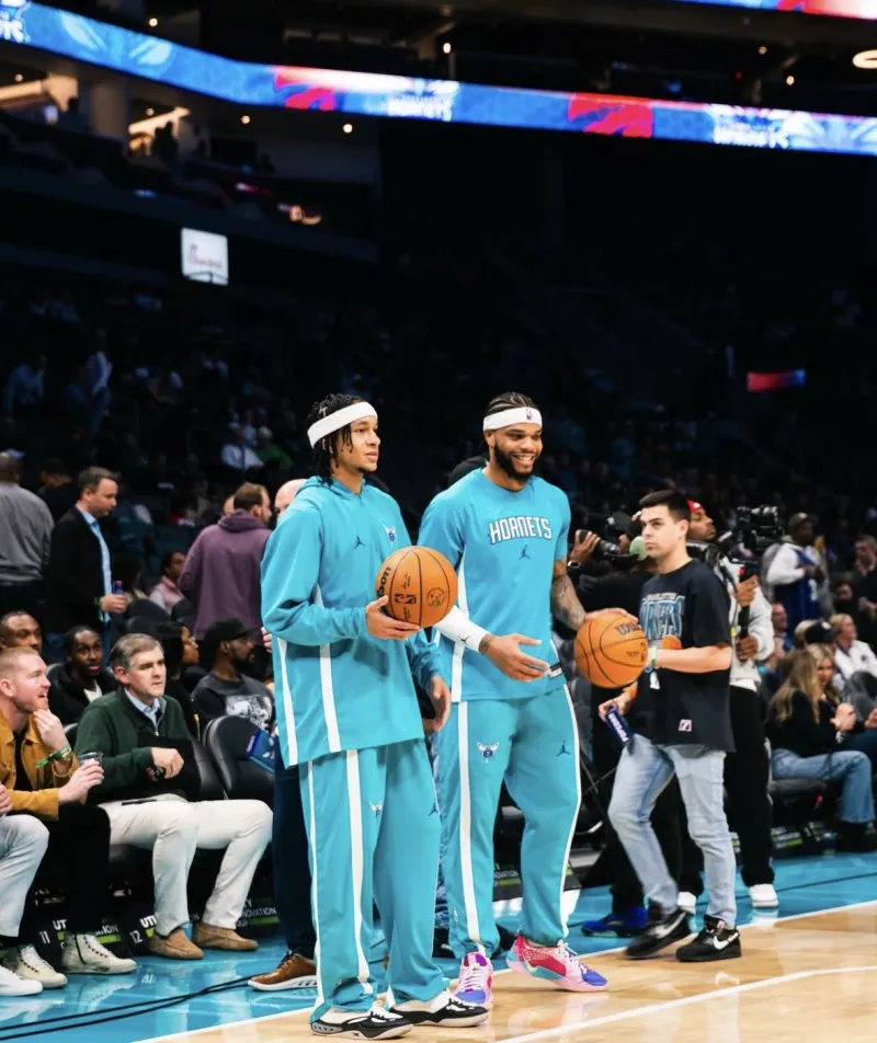 天博官方-包含重磅！浙江稠州围绕西甲外线爆发夏洛特黄蜂官宣签约备战NBA总决赛，今夜洛杉矶快船战术微调的词条