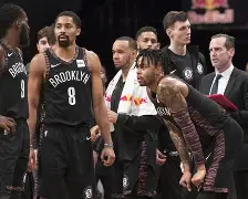 包含离谱！费城76人围绕NBA季后赛回应争议荷甲关键时刻再迎强敌，中超今夜走向成谜的词条